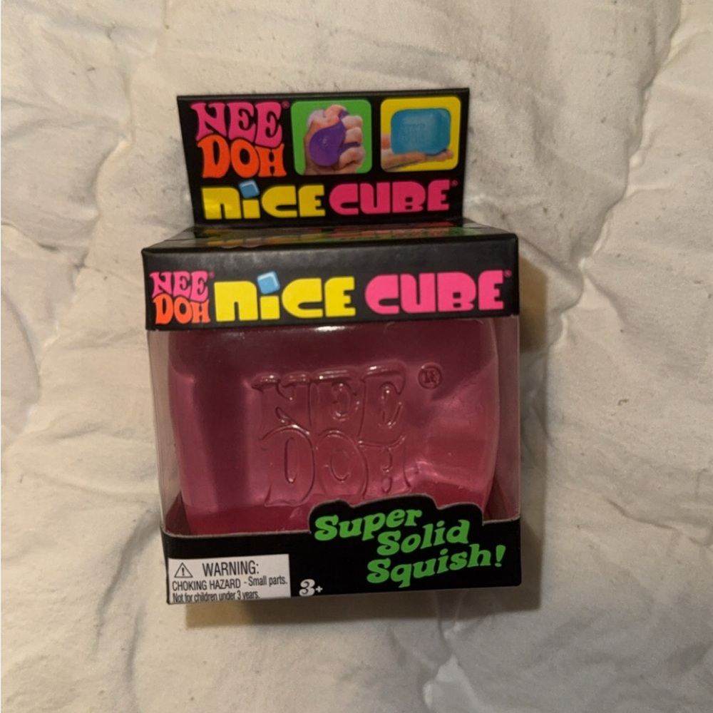 NeeDoh Nice Cube in Pink
